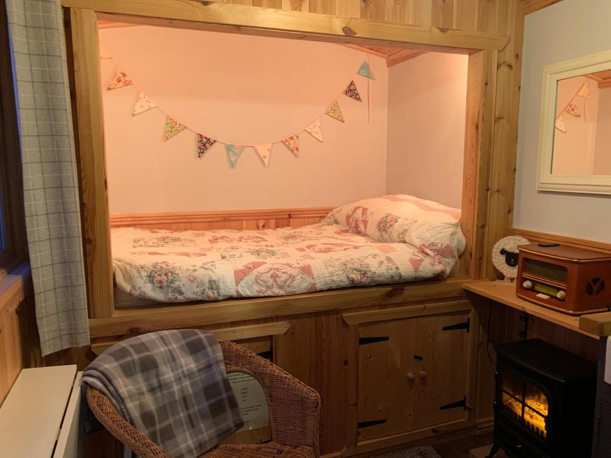 Sheepwash Shepherds Hut Bebside 外观 照片